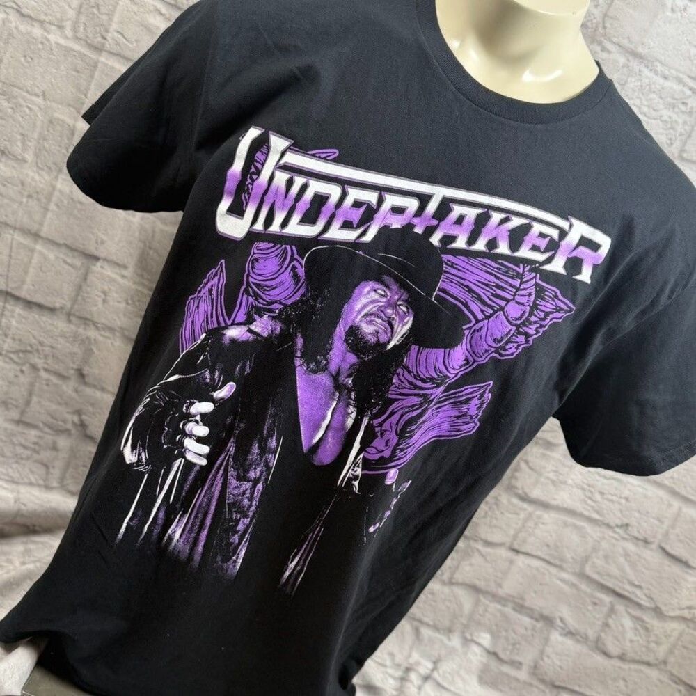 WWE Undertaker T-Shirt Men's Large Wrestling Lord Of Darkness Taker WWF Deadman